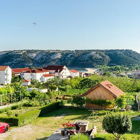 Dragan Apartman Lopar