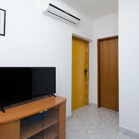 Dragan Apartman Lopar