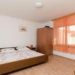 Apartment Dragan
