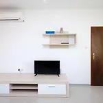 Apartment Dragan *