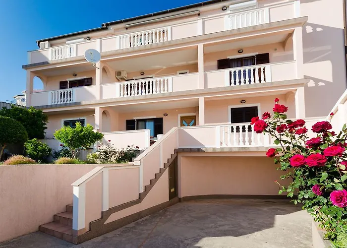 Apartament Dragan Lopar